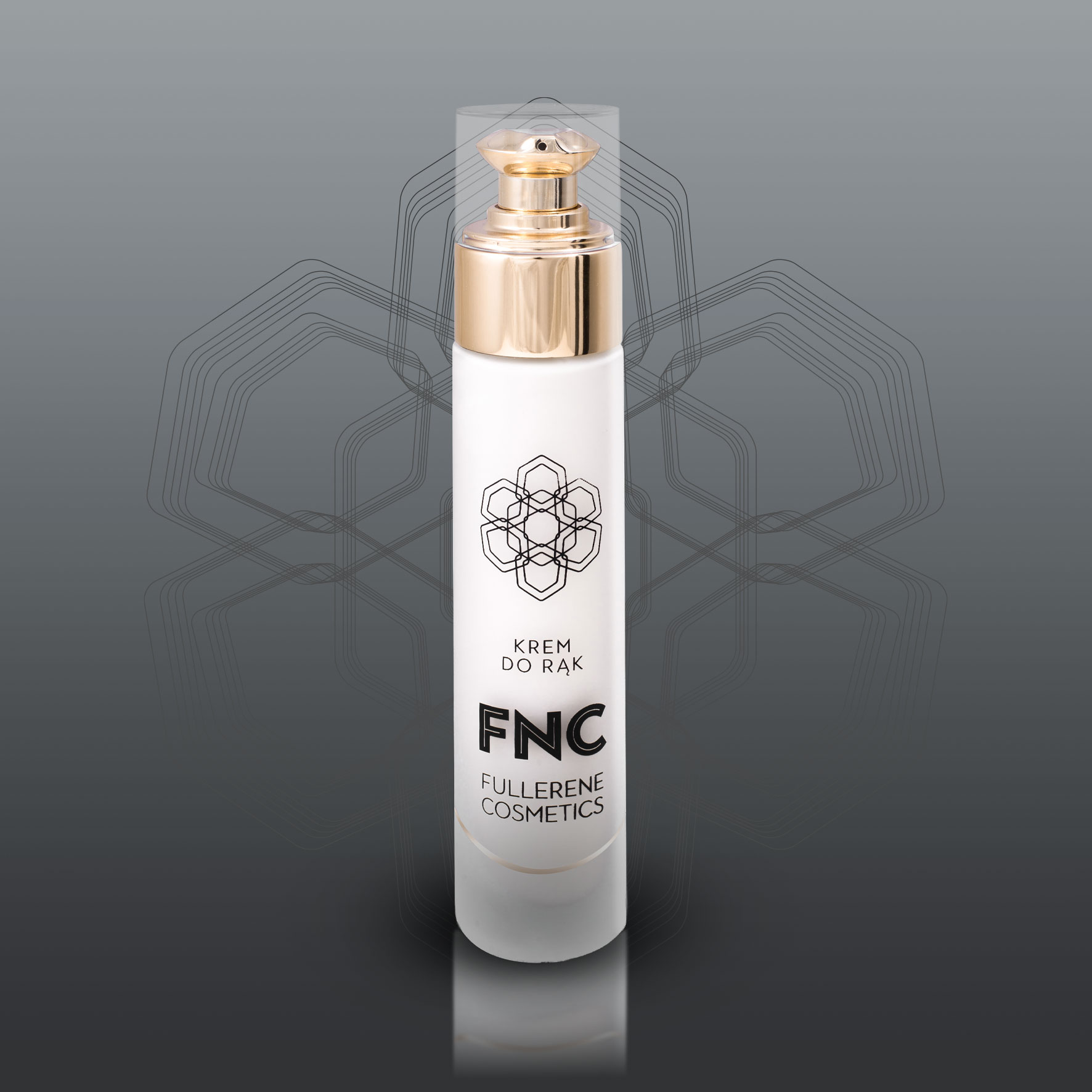Butelka kremu do rąk Fullerene Cosmetics na szarym tle